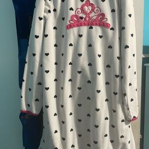 Night Gown no stain worn like one time!